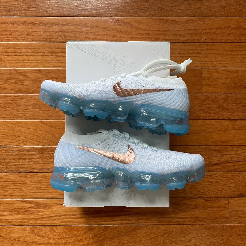 WMNS Nike Air Vapormax Flyknit